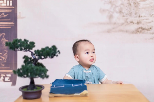 漳州宝宝腿纹不对称怎么办 漳州宝宝腿纹不对称怎么办